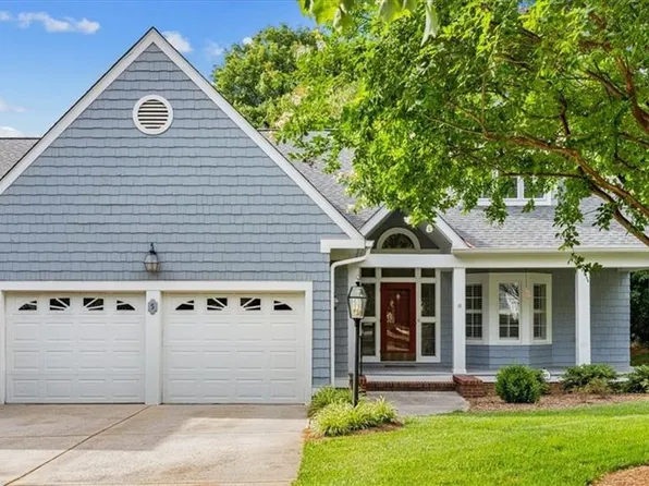 5 Sommerton Ct, Greensboro, NC 27408