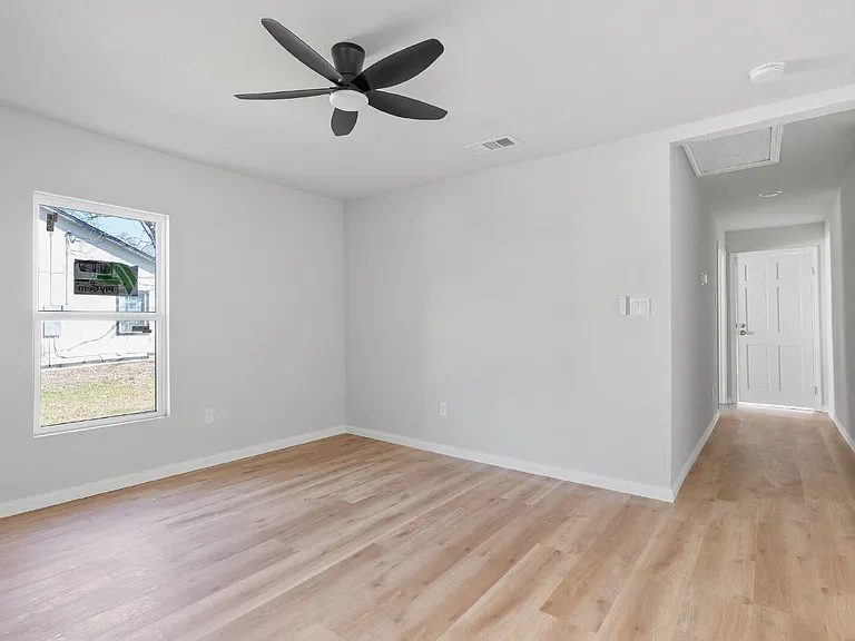 1434 S Rusk St — Photo 10
