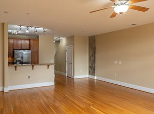 443 S Blount St #328, Raleigh, NC 27601