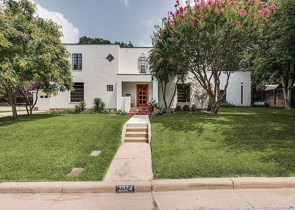1st image of 2324 Mistletoe Dr
