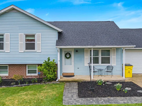 254 Fulton Ave, Charles Town, WV 25414