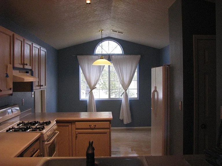 4809 Aubry Hills Dr NE — Photo 6