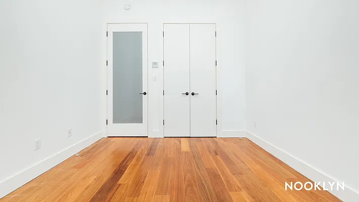 Rented by Nooklyn NYC LLC | media 79