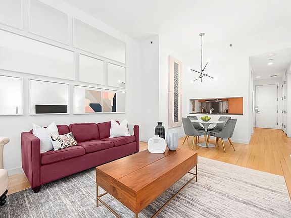 4th image of 450 E 83rd St APT 2C