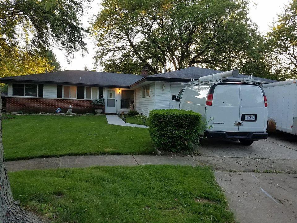 2nd image of 1710 Winthrop Ct