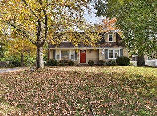 1030 Woodgate Dr, Saint Louis, MO