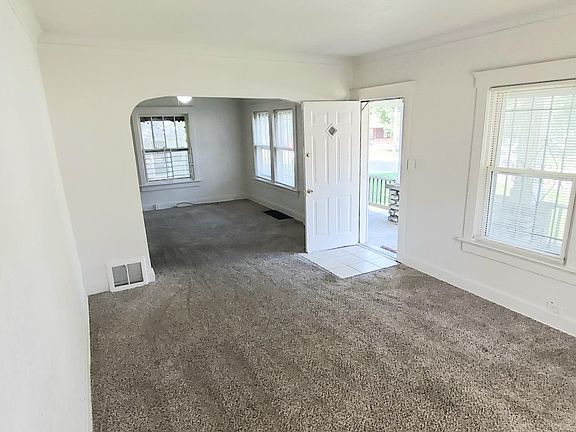 3rd image of 7012 Indiana Ave