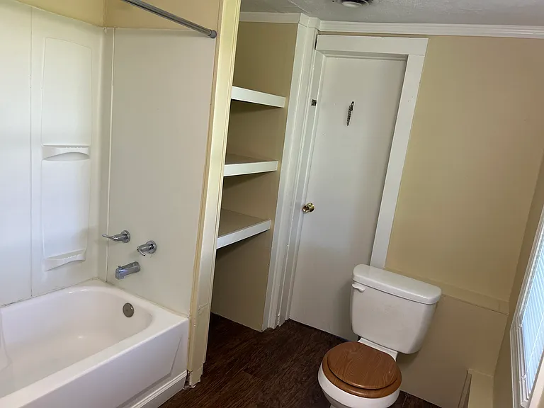 4055 Kleinline Ln — Photo 9