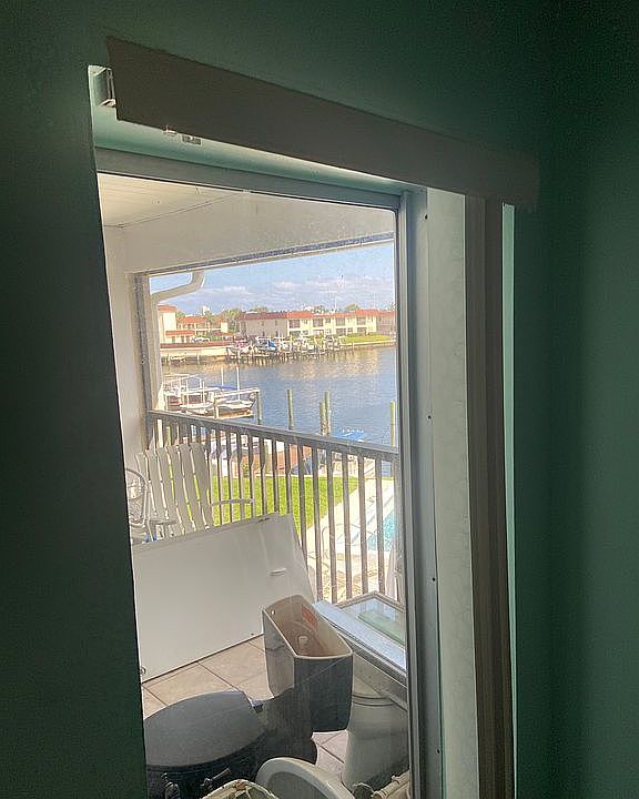 2nd image of 714 Northlake Ct APT 206