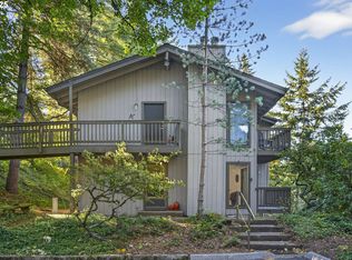 7738 SW Barnes Rd UNIT C, Portland, OR 97225