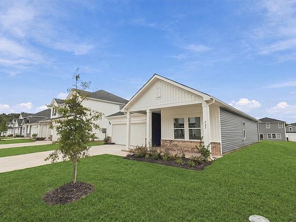 4th image of 927 Rising Oak Ct