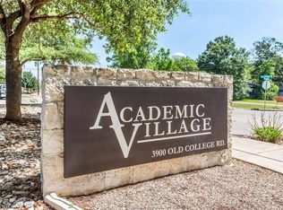 3914 Old College Rd, Bryan, TX 77801