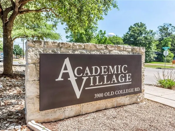 3914 Old College Rd, Bryan, TX 77801