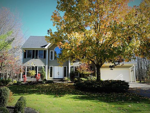 2nd image of 33492 Hanover Woods Trl