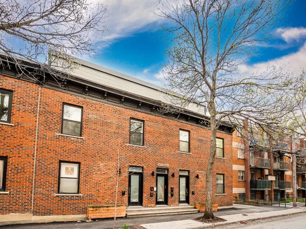 2490 Rue Augustin Cyn #201-301, Montreal, QC H3K 1C8