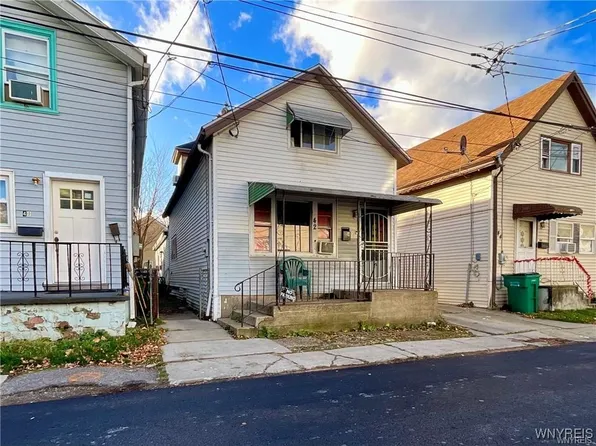 42 Hoffman Pl, Buffalo, NY 14207