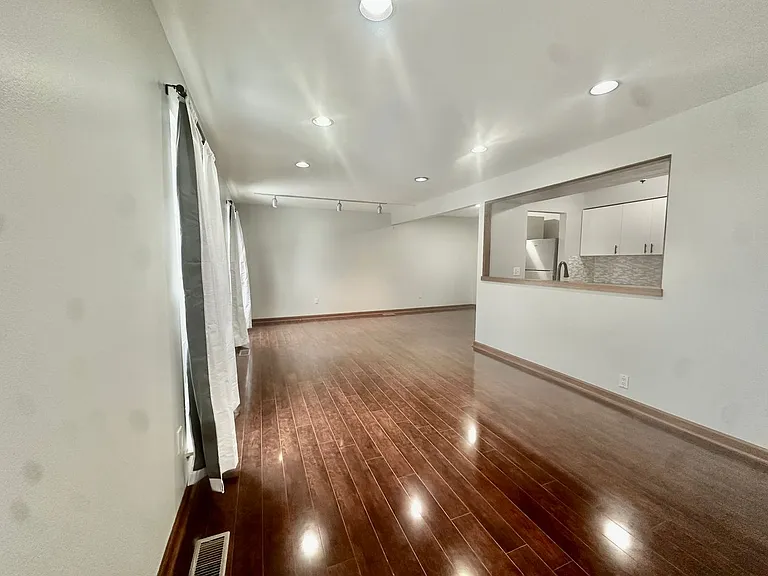6935 Harvard Ln — Photo 10