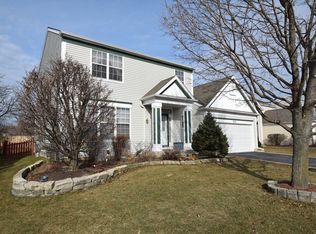 1629 Belle Haven Dr, Grayslake, IL 60030