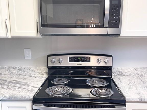 5th image of 7758 Hansgrove Ct