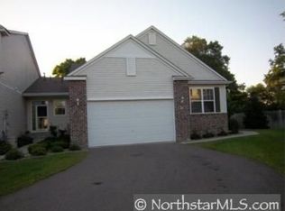 201 River Woods Dr W, Saint Paul Park, MN 55071