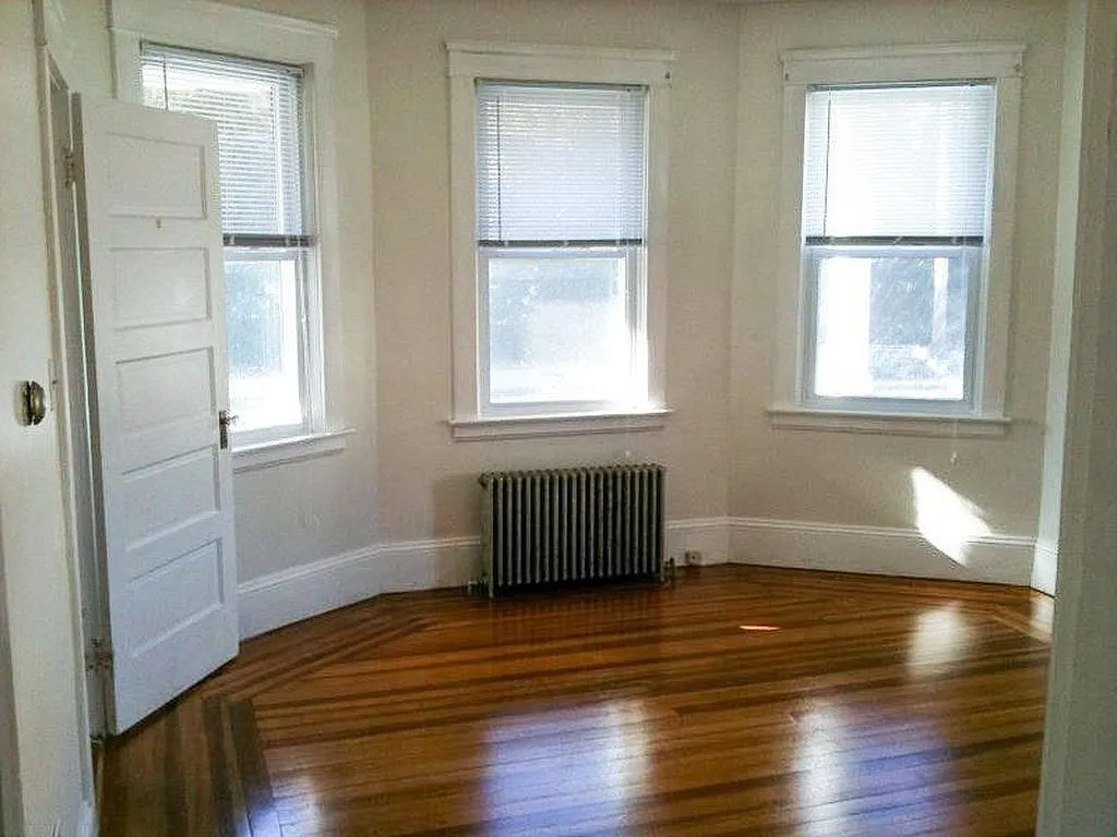511 Admiral St. — Photo 4