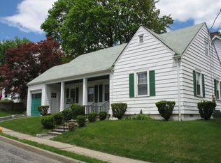5 Stephen Pl, Ossining, NY 10562