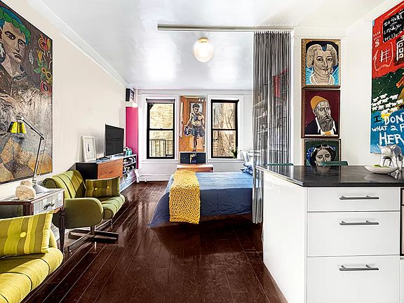 3rd image of 51 Jane St APT 12