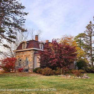 388 W Grand Ledge Hwy, Grand Ledge, MI, 48837