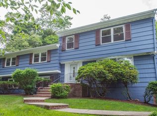 133 Undercliff Rd, Montclair, NJ 07042