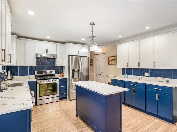 6476 4th Ln, Vero Beach, FL 32968