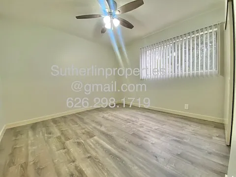 1425 E Orange Grove — Photo 23