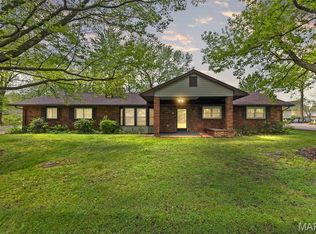 209 S Oak Ln, Okawville, IL 62271