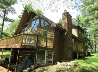 W1895 Fawn Ct, Montello, WI 53949