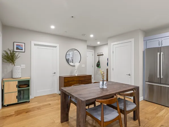 10-16 Everett St #204, Boston, MA 02128