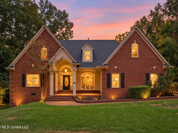 7656 Elizabeth Circle Dr, Olive Branch, MS 38654