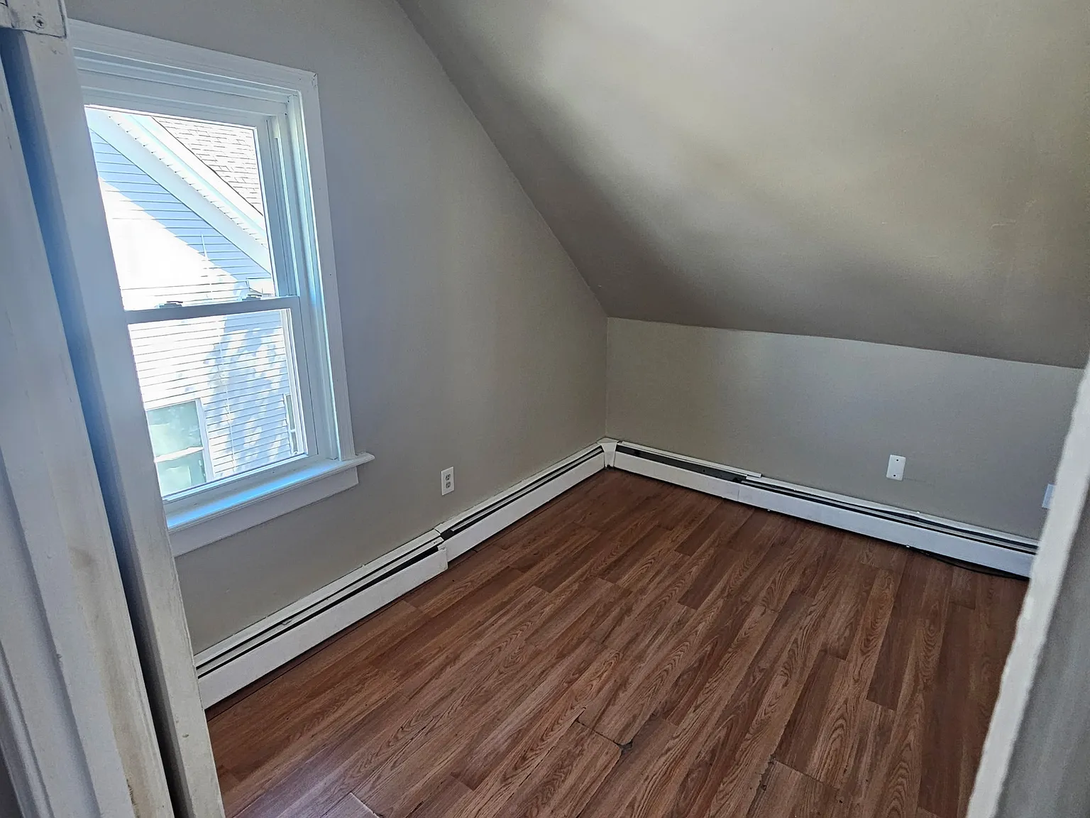 2 bed, 900 sqft, $1,700 — Photo 4