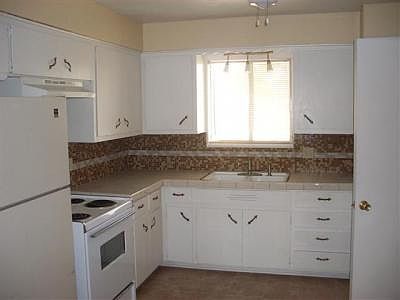 3rd image of 14 NW 53rd St