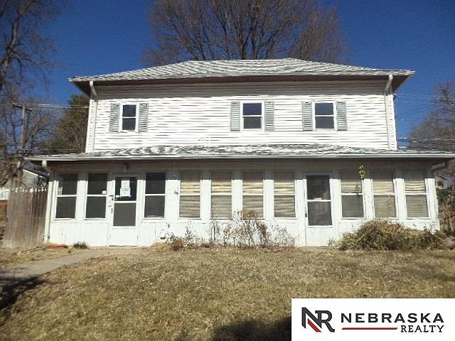 1st image of 1102 1st Ave