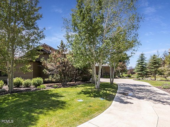 3rd image of 2890 E Snowberry Way