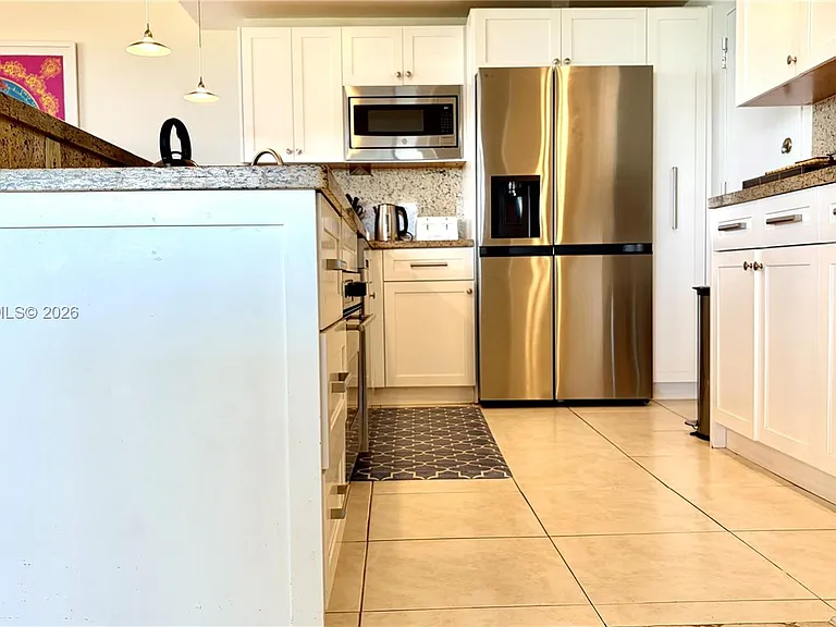 177 Ocean Lane Dr #1008 — Photo 8