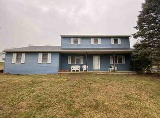 559 Azalea Dr, Northampton, PA 18067