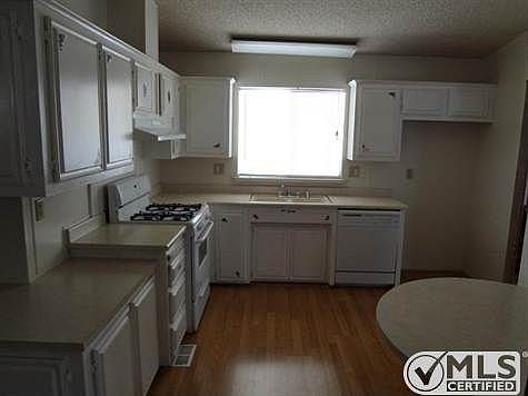 4th image of 13866 Tam O Shanter St