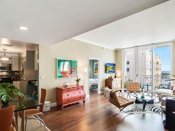 2nd image of 255 Evernia St APT 1516