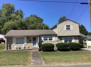 305 Center St, Greenville, KY 42345