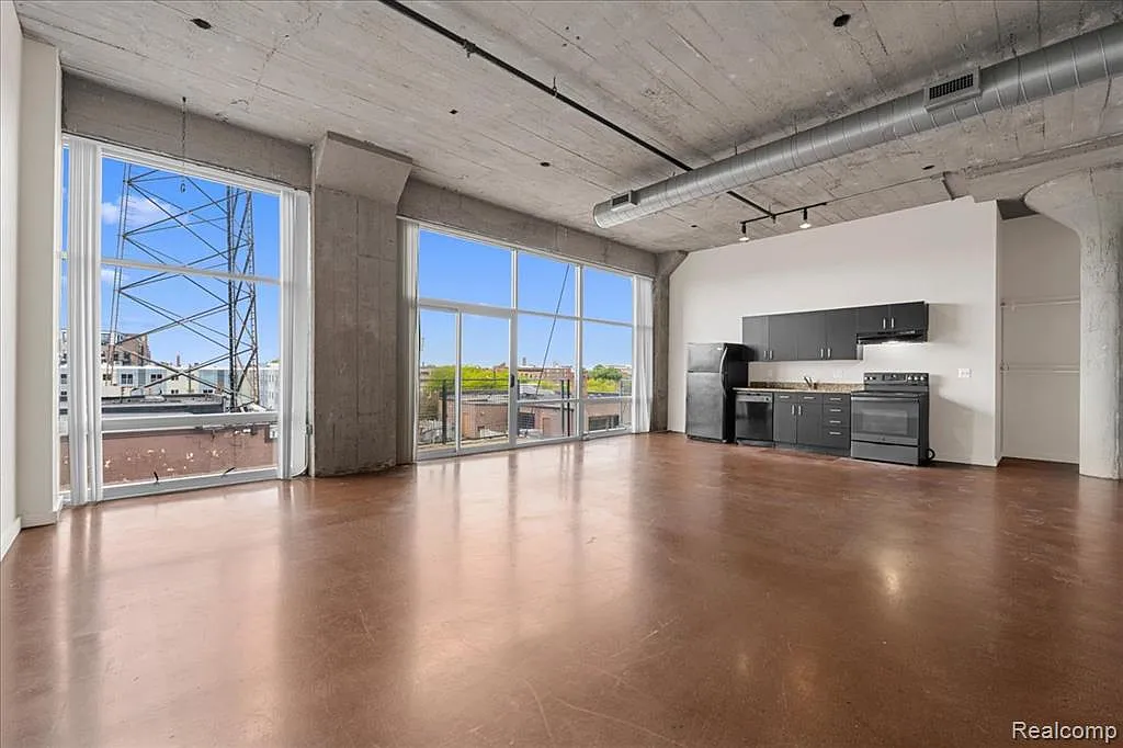 1 bed, 1.0 bath, 922 sqft, $1,850 — Photo 3