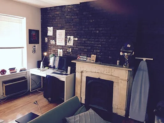 Rented by Bouklis Group | media 23