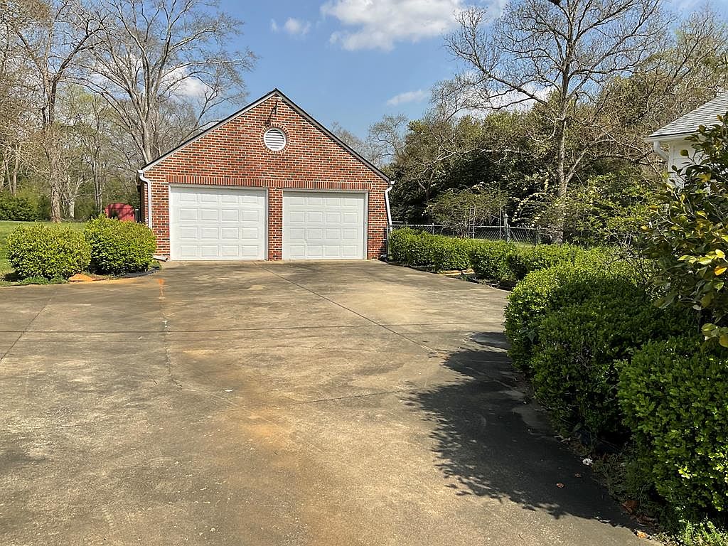 534 Lumpkin St, Cuthbert, GA 39840 Zillow