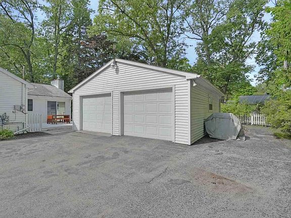 5th image of 854 Avenue E E