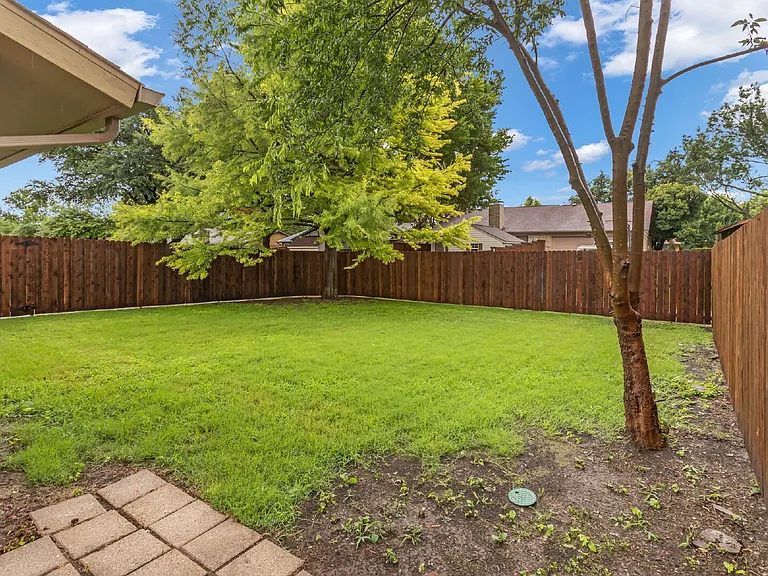 1906 Arvada Dr — Photo 30