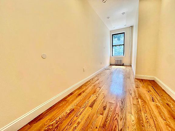 4th image of 637 Saint Marks Ave APT 1C